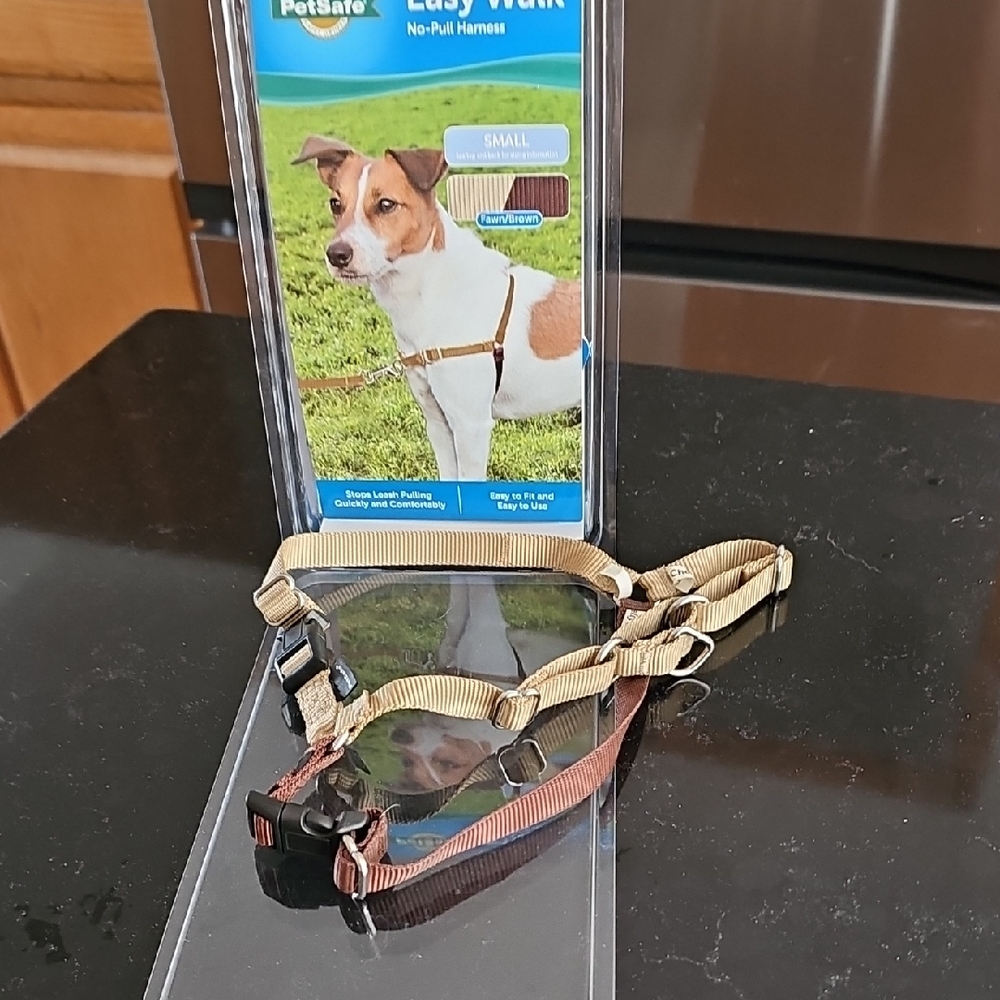 PetSafe No-Pull Dog Harness - Beige and Brown